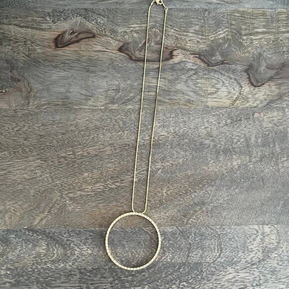 Rhinestone studded circle pendant on gold tone chain - Nadri? - Picture 2 of 8